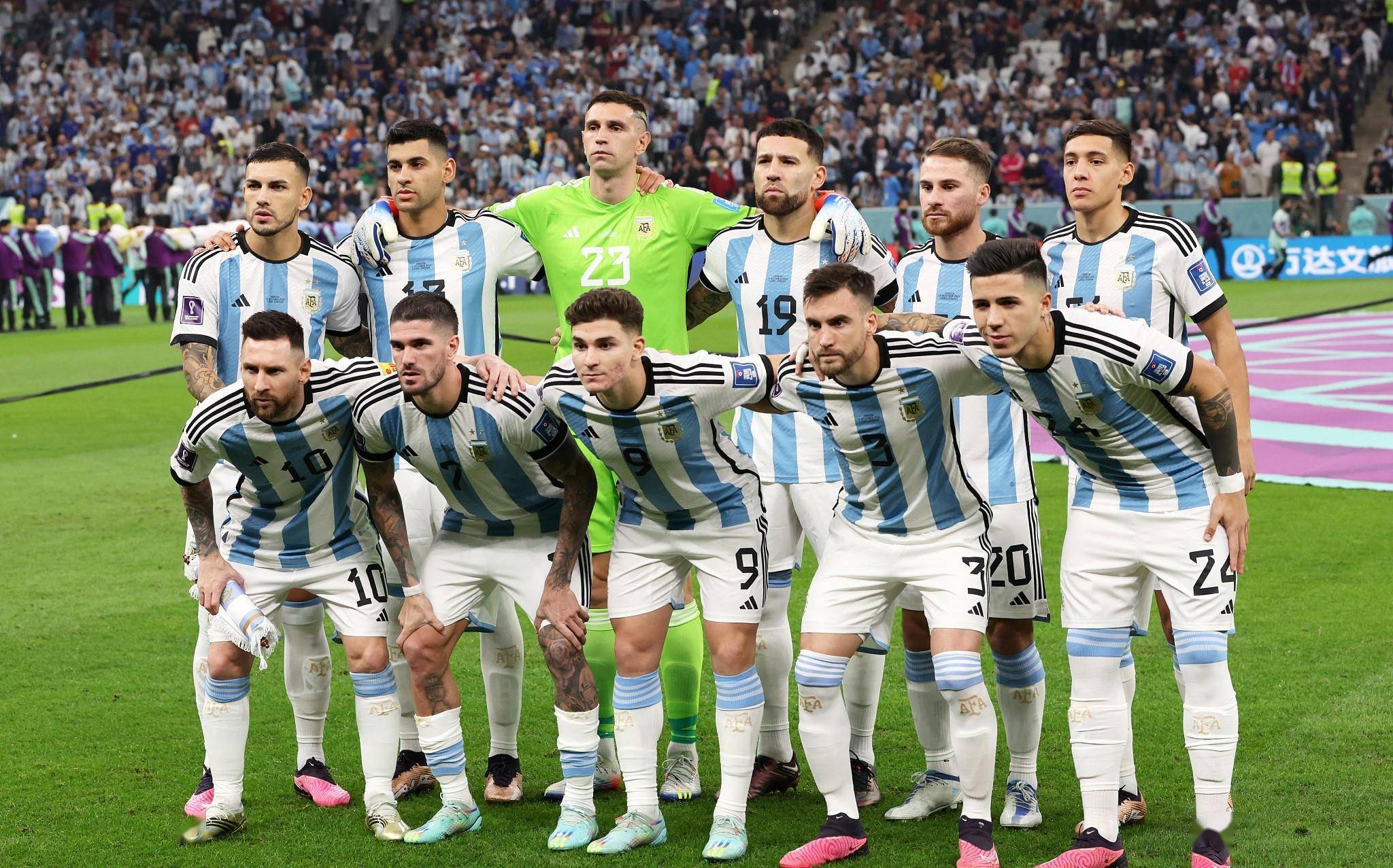 羽毛球比赛 羽毛球比赛